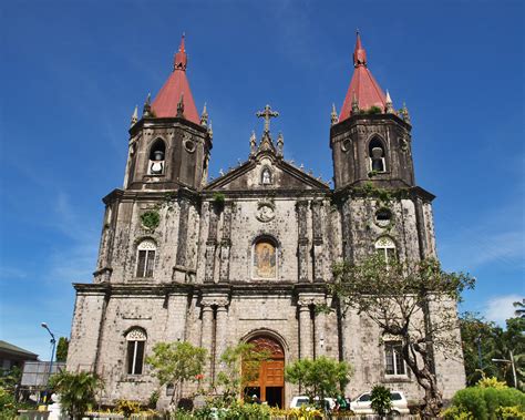 molo church characteristics